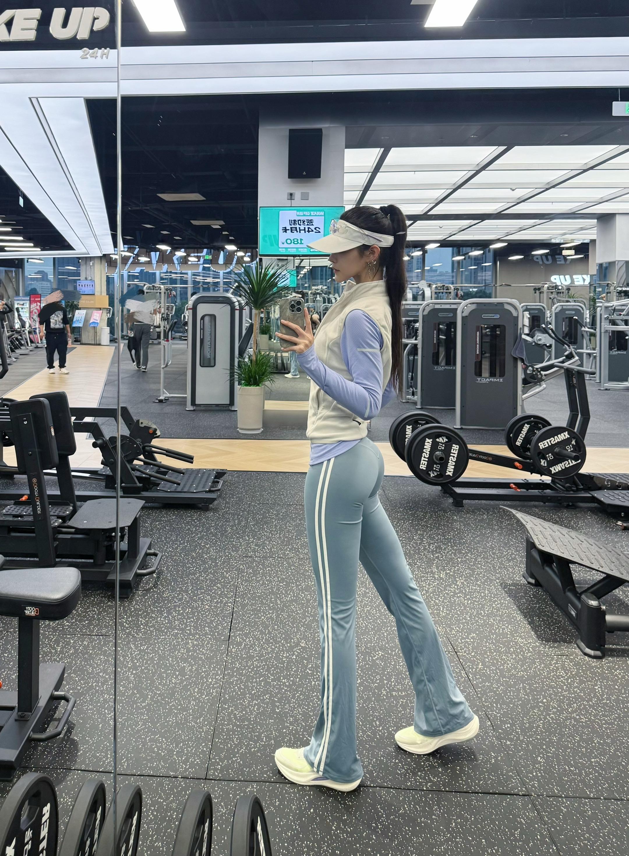 心有明月昭昭 千里赴迢遥
