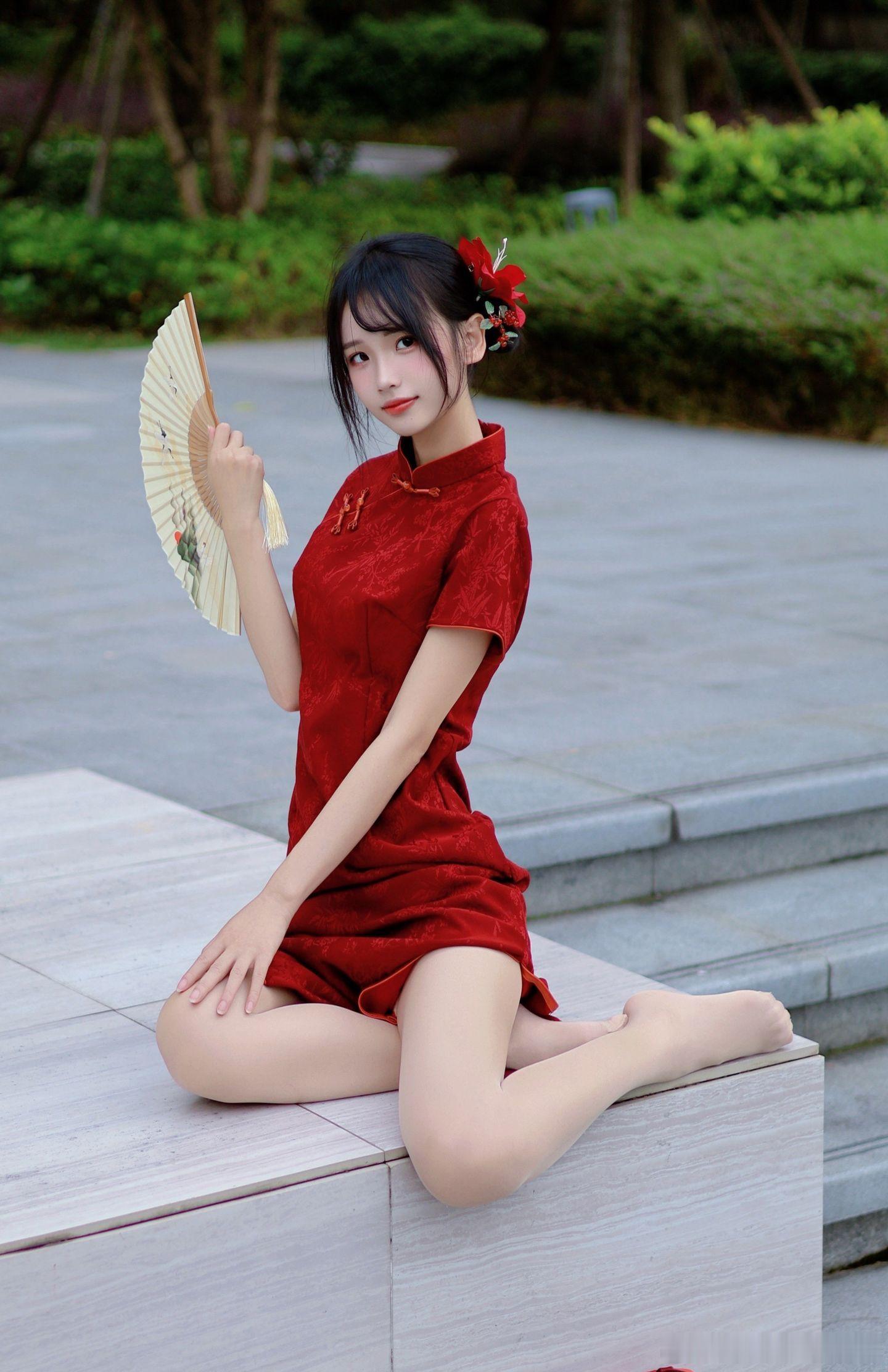 多巴胺的风吹到了新中式旗袍 