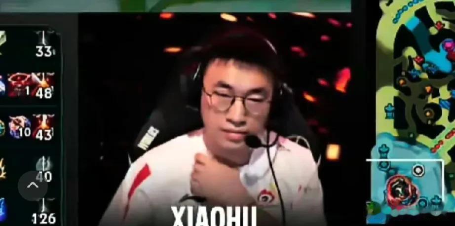 喷完Xiaohu狐狸的三连送
再说说他在WBG对战MAD第一局中的作用

1、X