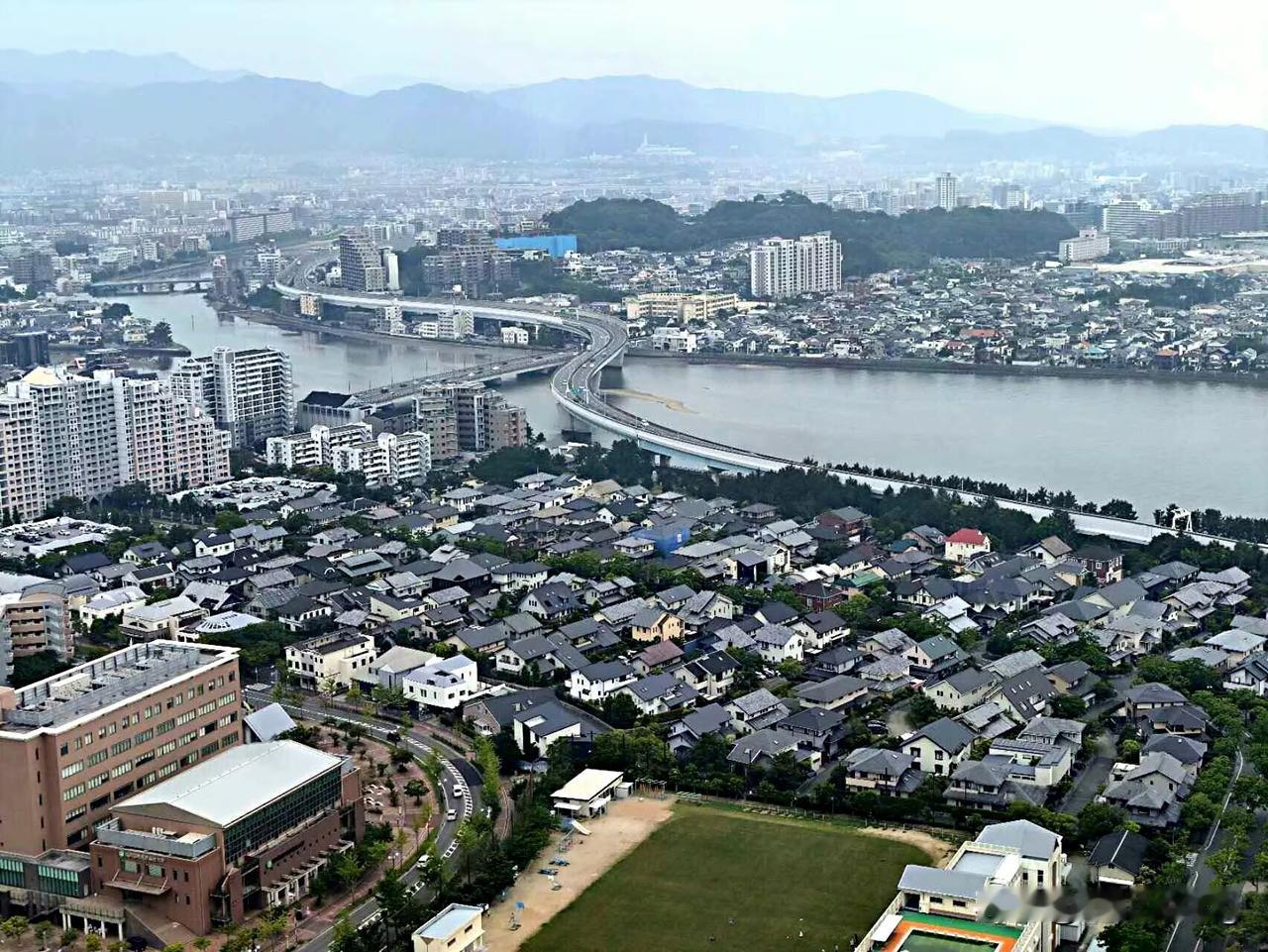 咱们盘点一下那些在中国排量很奇怪的发动机。5.1 L这个排量是乌尼莫克u450上