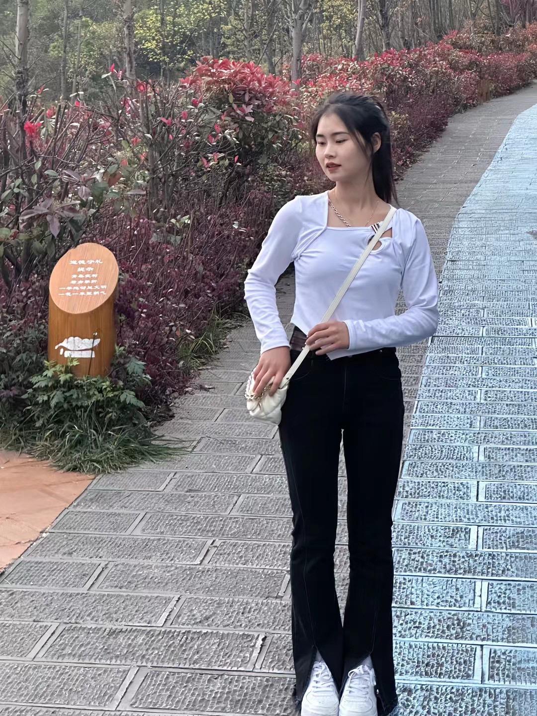 看到大家都在结婚，突然意识到，一转眼自己也到了谈婚论嫁的年纪，可我还是...