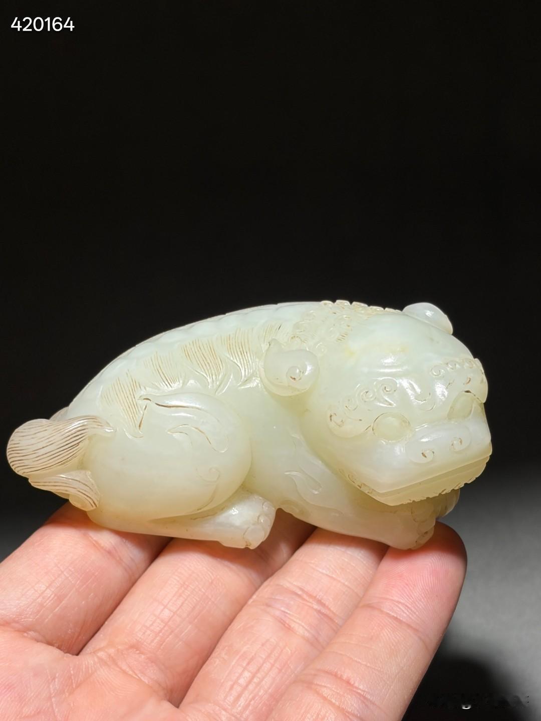 清和田玉籽料瑞狮
尺寸7.8×4.3×3.6厘米