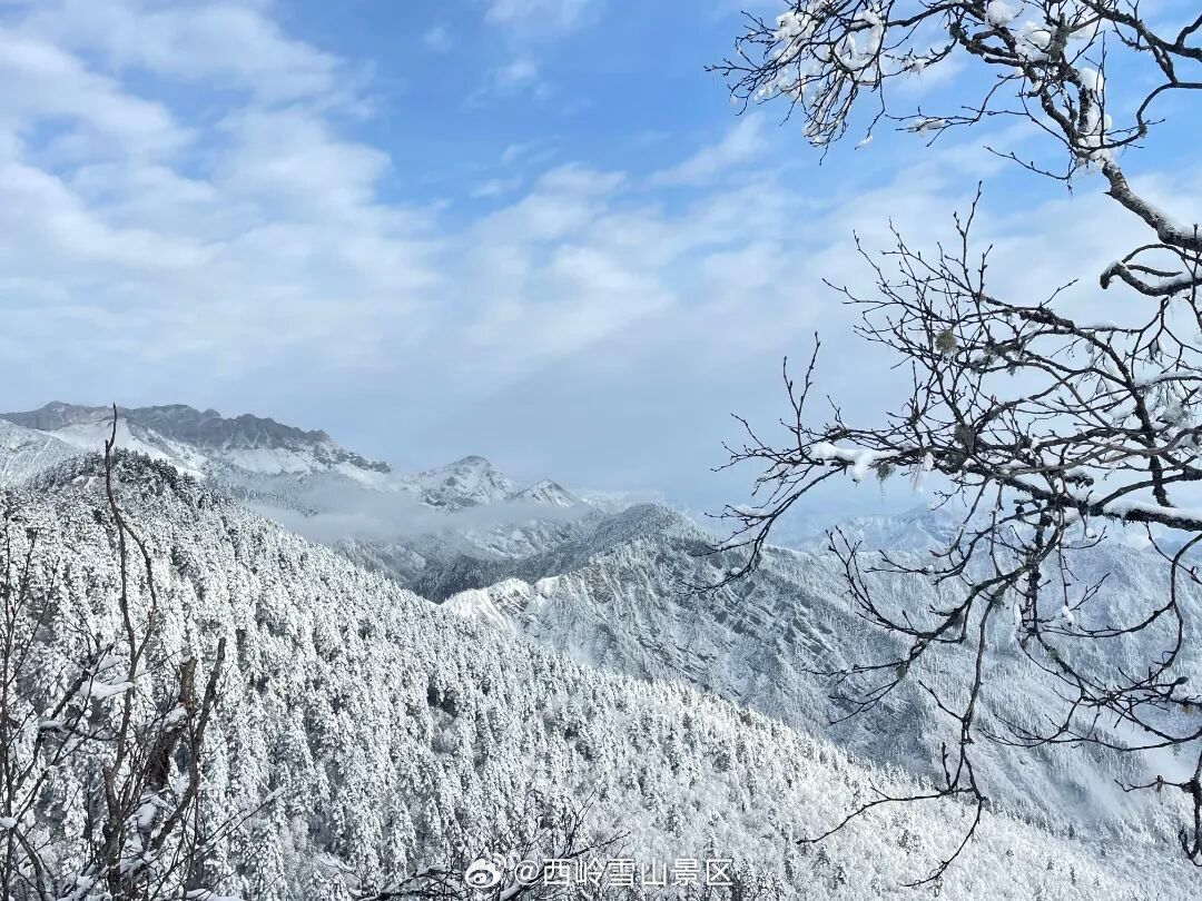 🏔️喜报！西岭雪山入选携程「中国滑雪景点TOP50」榜单！作为南方高品质滑雪度