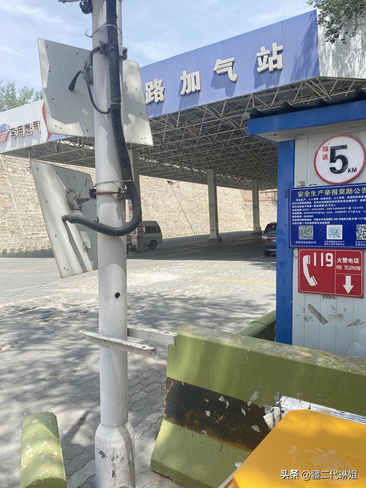 听保安说要安充电桩。什么时候安还不知道。

现在新能源汽车越来越多，安充电桩这也