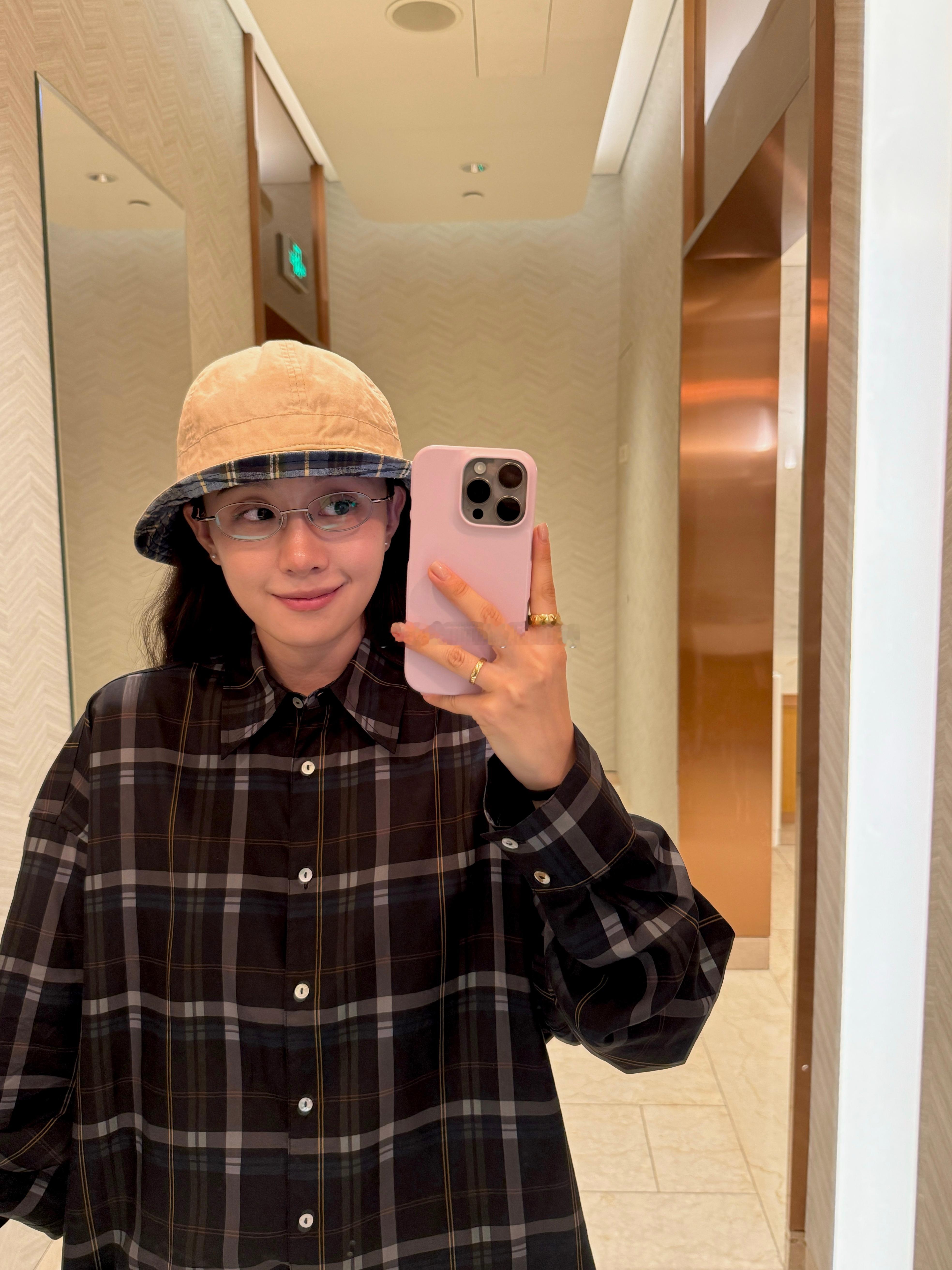 這裏發兩張不同的hhhh ​​​