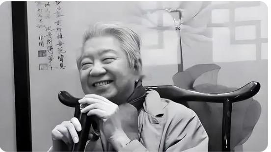 蔡澜去世  辛巳 丙申 戊戌，一个食神特旺、伤官高透、伤合偏印的命局。有创作才华