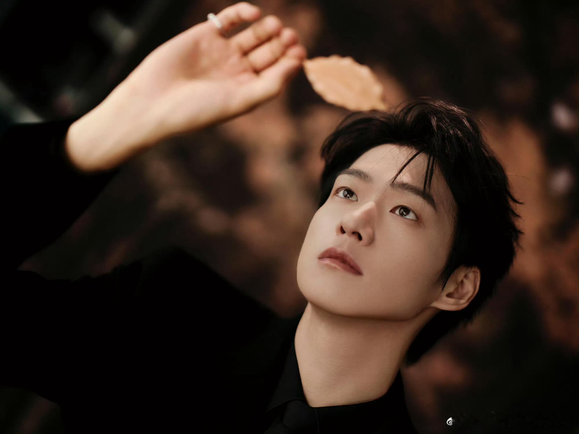 魏大勋2025中国电影大数据荣誉之夜出图，太帅了大勋[捂嘴哭] ​​​