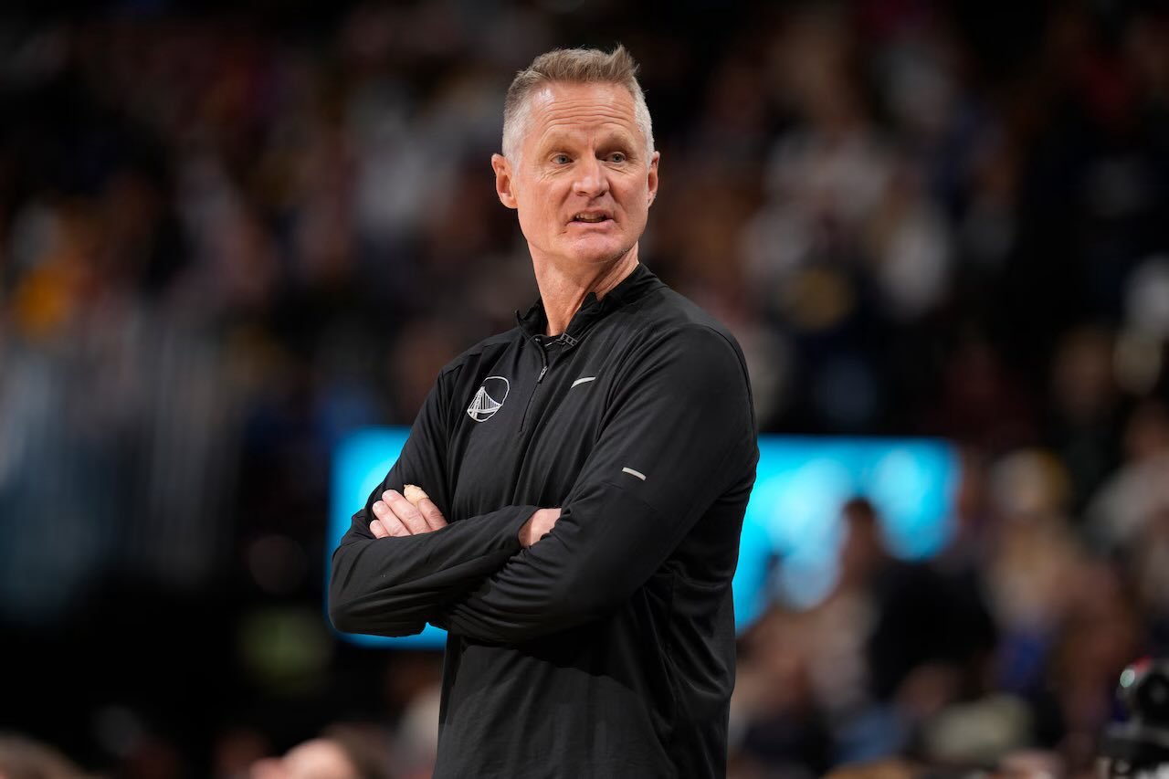 外网都在问呢 是否同意解雇科尔 ？库里48分难救主