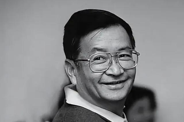 1969年，37岁的梁从诫被下放江西劳动，妻子周如枚提出离婚，还给儿子改名换姓，