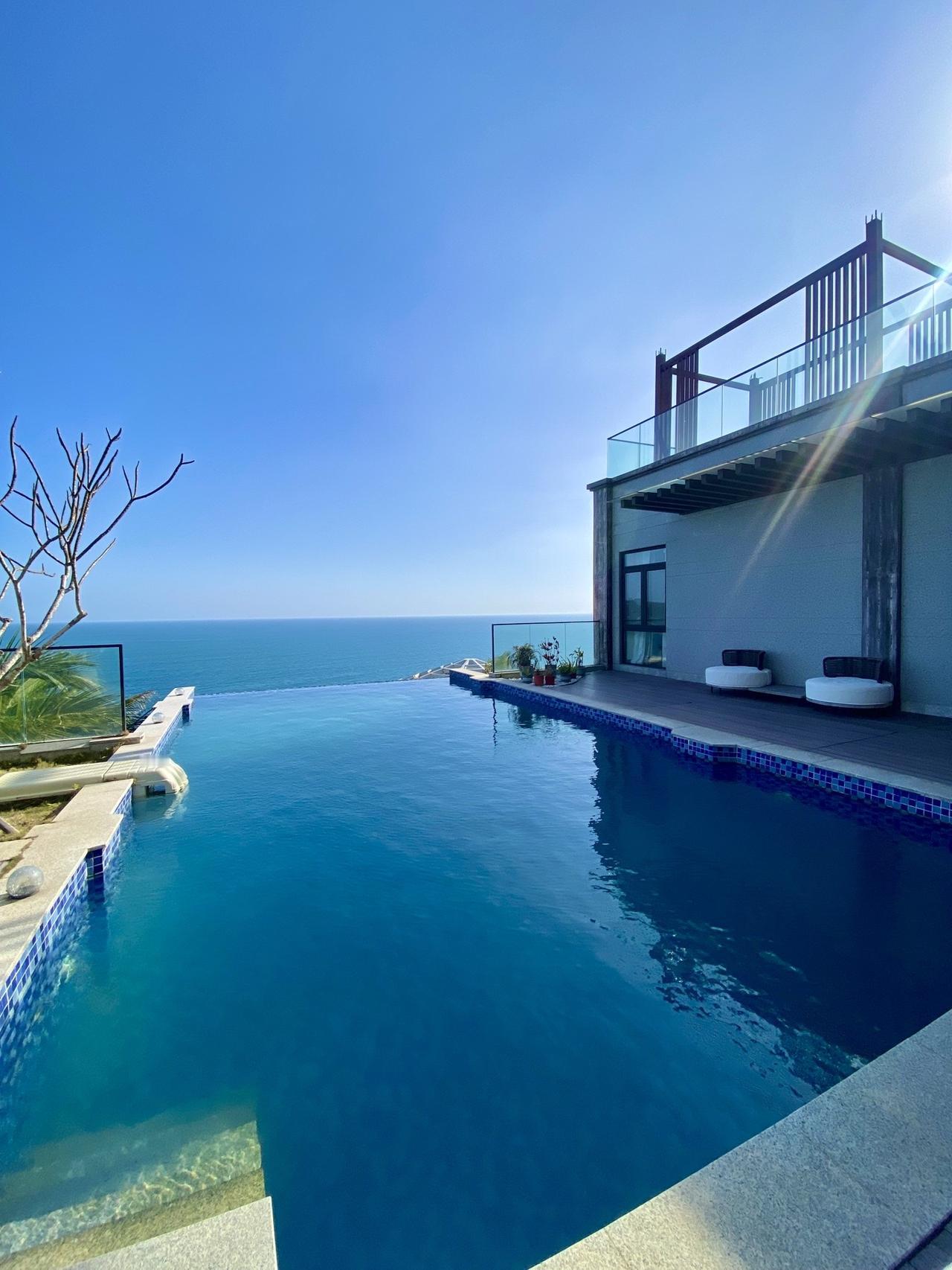 曾因钟情于海景房，入手了海南这套绝美的一线海景别墅，254平三层的小家，没有住过