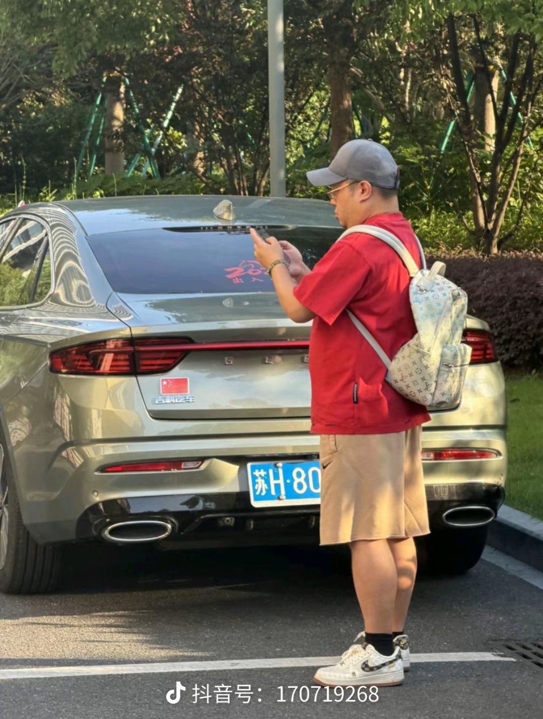 这位浙江自媒体老六，请问身高多少？cba