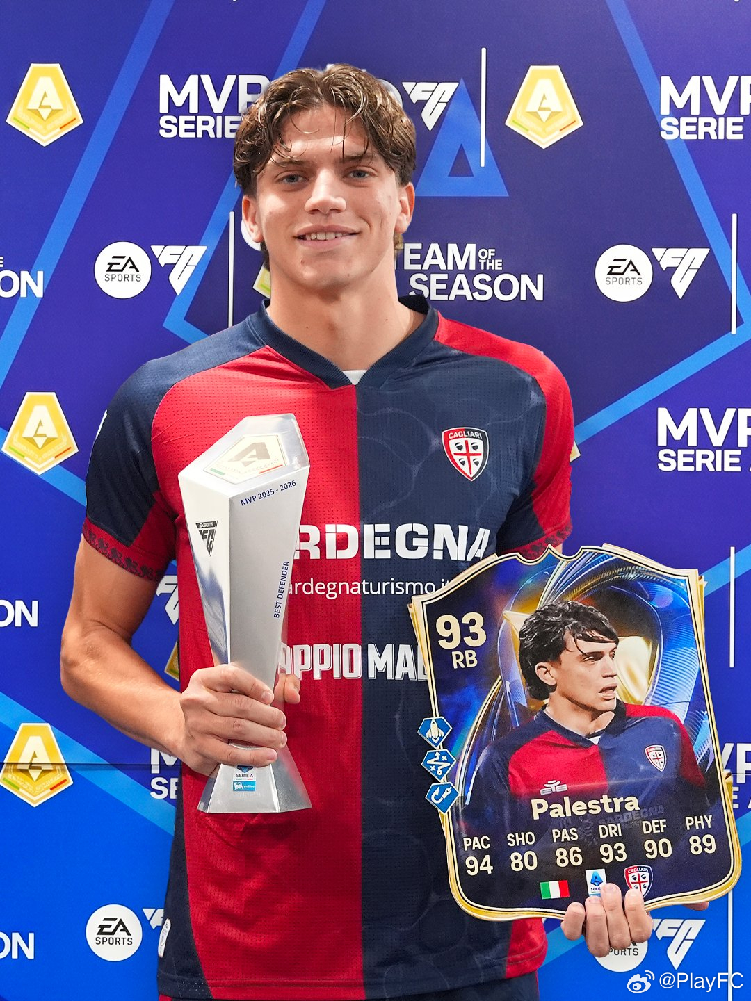 迪马尔科、劳塔罗等人展示自己的赛季最佳球员卡。FC26