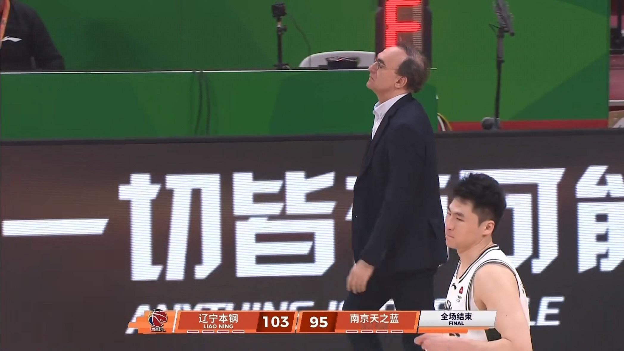 辽宁队主场战胜南京同曦辽宁男篮vs同曦男篮辽宁男篮