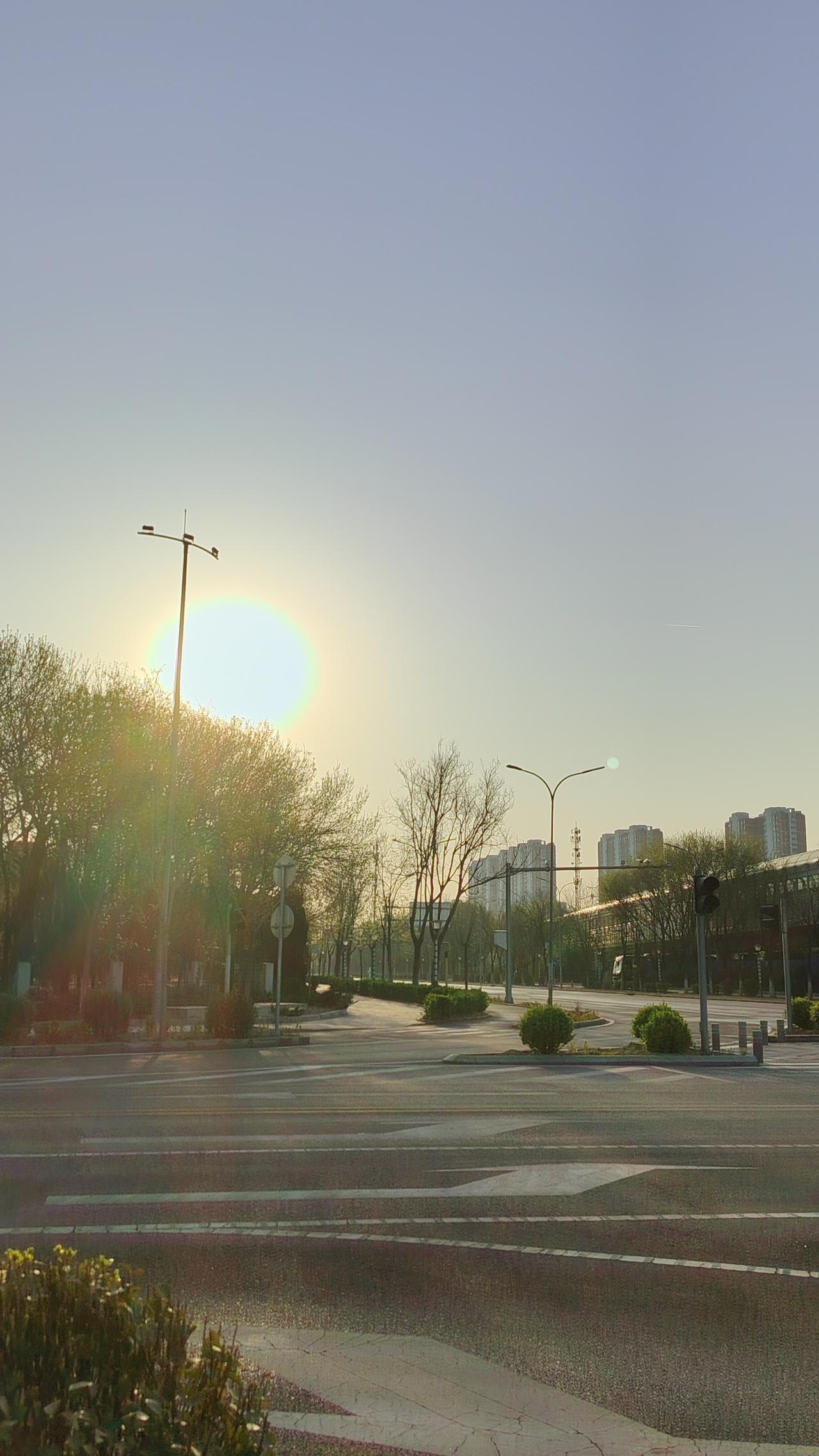 其实吧•认知

分享警句：你所赚的每一分钱，都是你对世界认知的变现。

小故事：