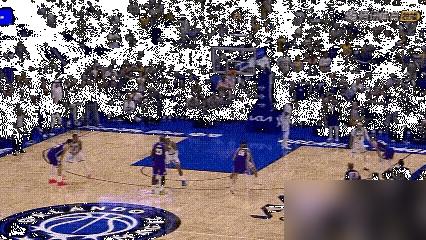 詹姆斯关键球命中率是科比两倍，这数据砸出来，我跟朋友在酒桌上都沉默了。
 
都说