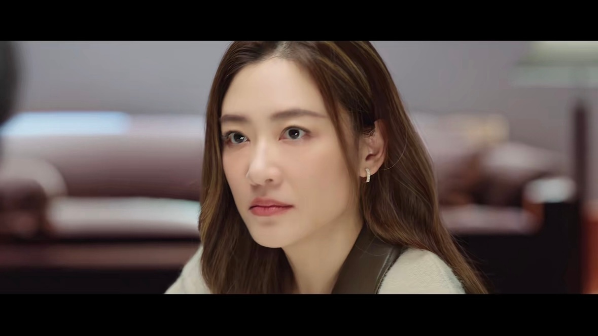 看陈小春一家的家庭出行巧思！打破传统座驾的空间束缚，每个座位都被精心设计得同样舒