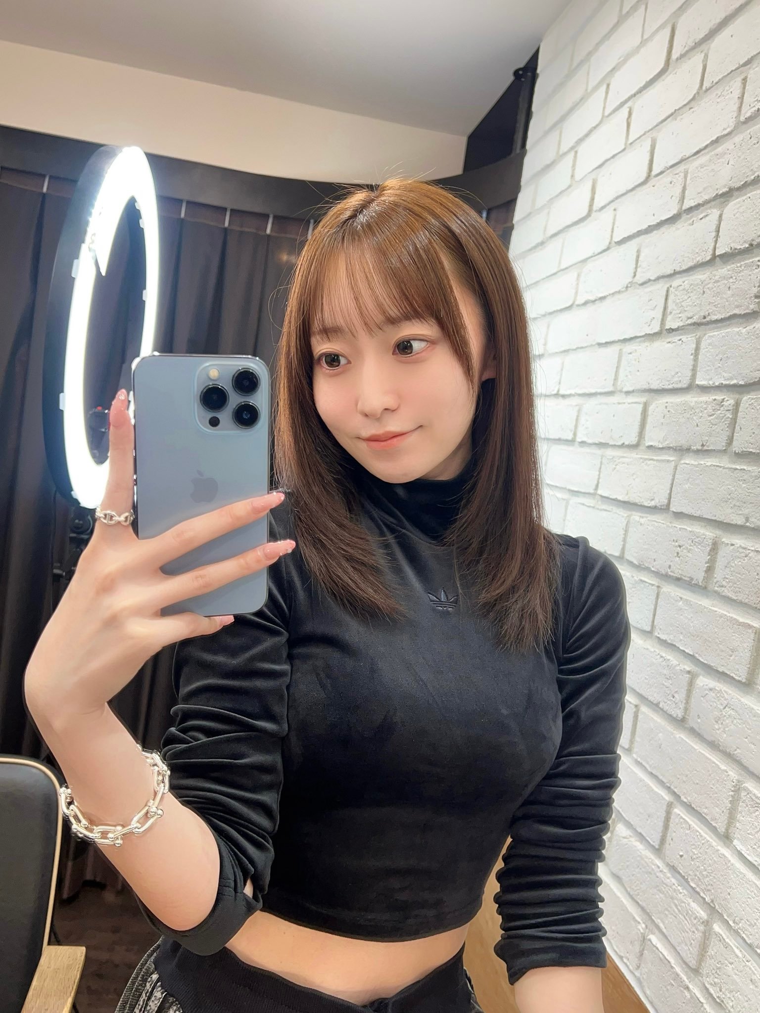 石飞恵里花