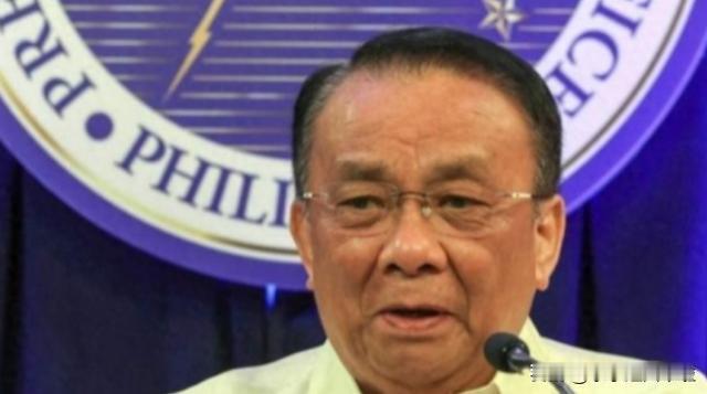 中菲这一战，晚打不如现在打，菲律宾总统表示：只要中方在南海问题上选择让步，那么菲