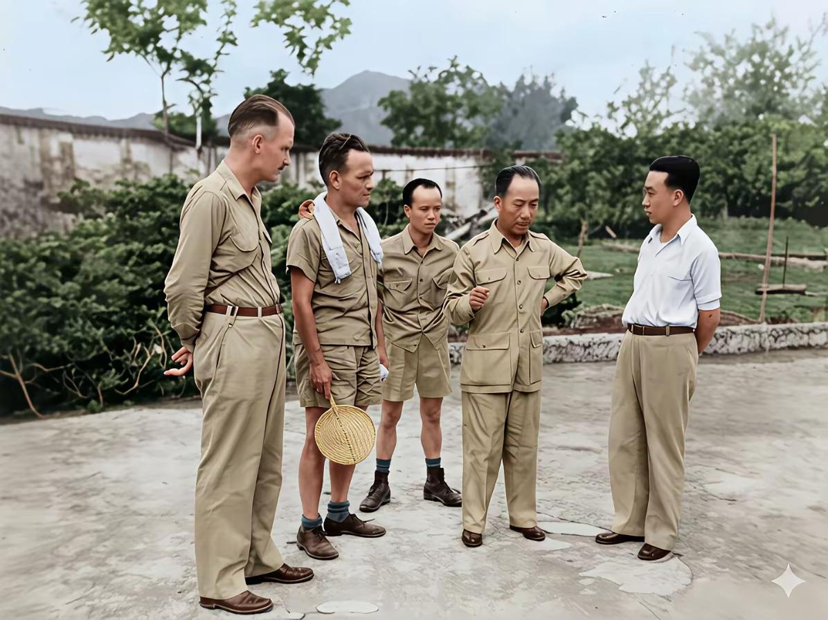 王铎：戴笠正在讲解什么是战争