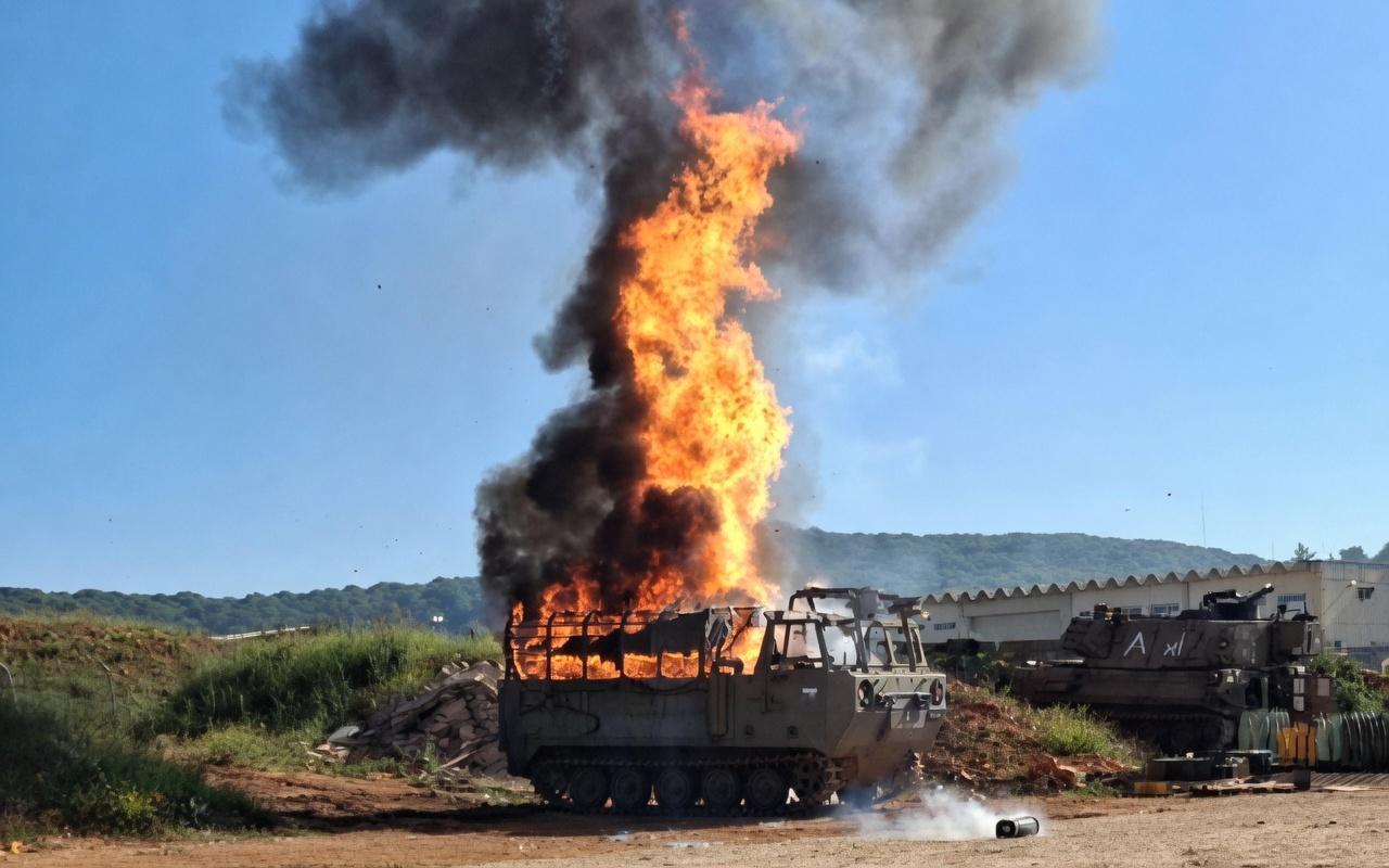 真主党袭击致12名以色列士兵受伤。
以色列4月30日发生一起真主党无人机袭击事件