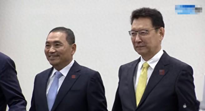 【蓝白合破局后柯P在家做“宅男”？谁小瞧了柯文哲，谁就会吃大亏】蓝白合破局后，蓝