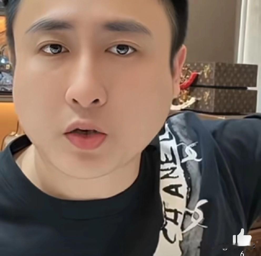 深圳磊磊直言二驴再牛逼现在跟散打比也是弱势，散打干不过老葛但绝对能拿捏阿宇！
