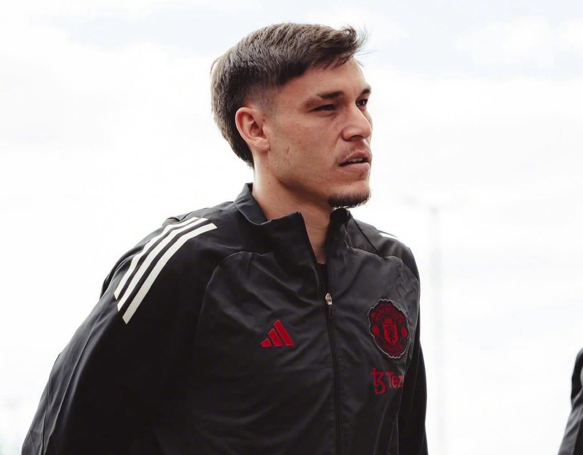 📢 突发消息：加拉塔萨雷希望租借曼努埃尔·乌加特，并支付其全额净工资。消息源：