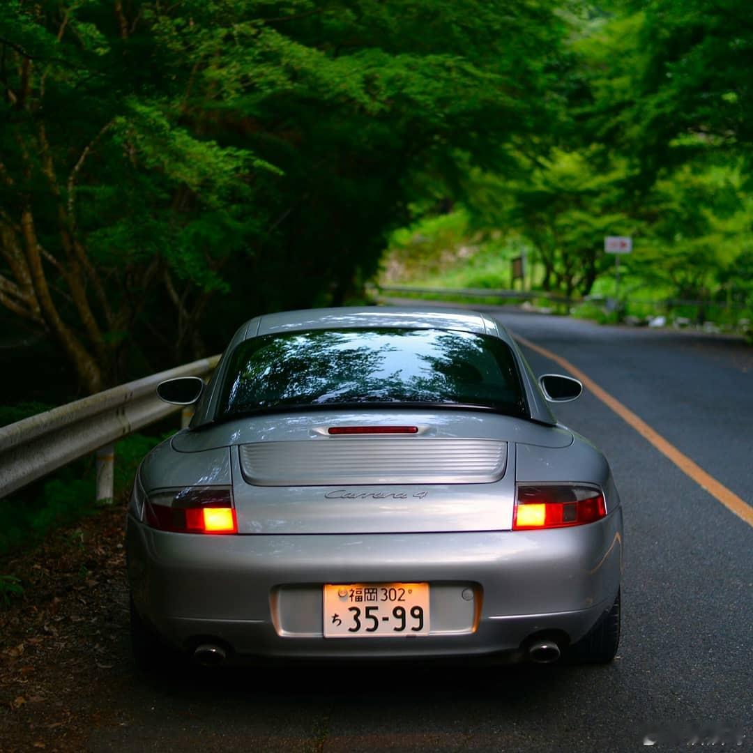 保时捷 996 Carrera 4 Cabriolet水冷 ​​​