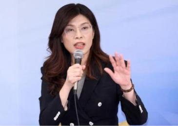 连战也没想到，亲儿子不如外来户！长子连胜文留过洋挨过枪选过市长，折腾二十年只混到