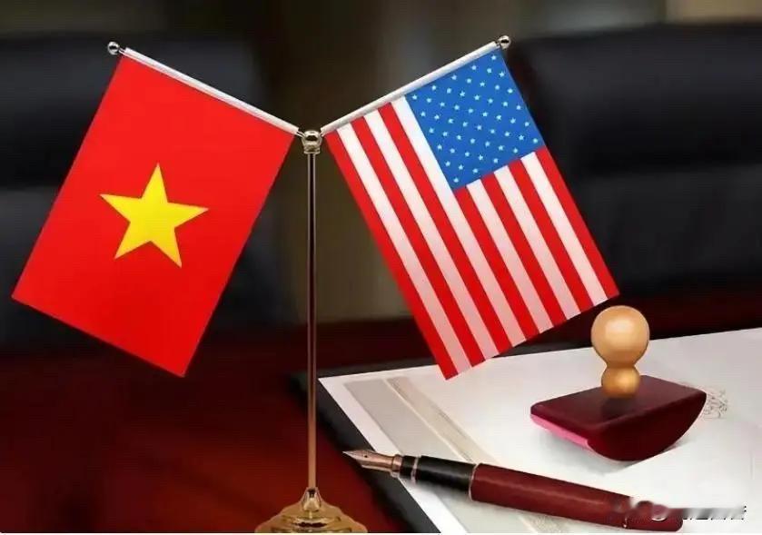 越南这下子知道什么叫搬起石头砸了自己的脚了。

越南正自鸣得意的以为，越南配合美