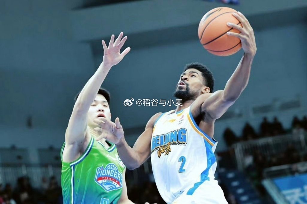 真不太理解，财大气粗的北京队到底是怎么选外援的。维克托-贝利在NCAA赛场上在大