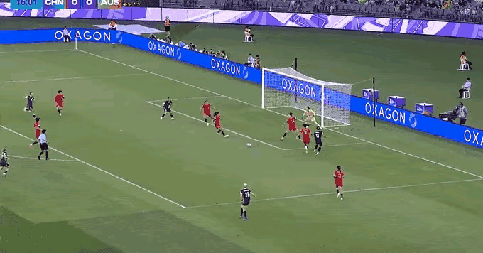 占优都能输，
中国女足到底输在哪？
 
对阵澳大利亚，对手并没有压倒性优势。
上