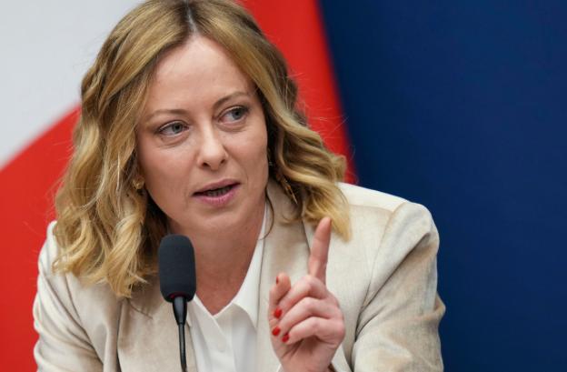 意大利方面消息，意大利总理梅洛尼 14 日说，考虑到当前局势，意大利政府 “已决