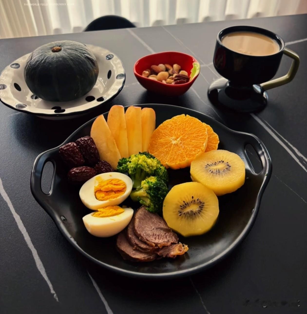 ✌🏻周3️⃣啦
         🥨常快乐
                
