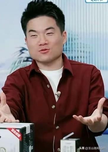 董宇辉“与辉同行”团队有很多业务骨干顶得上撑得住场面卖得了货，如盼盼潇潇，这几位