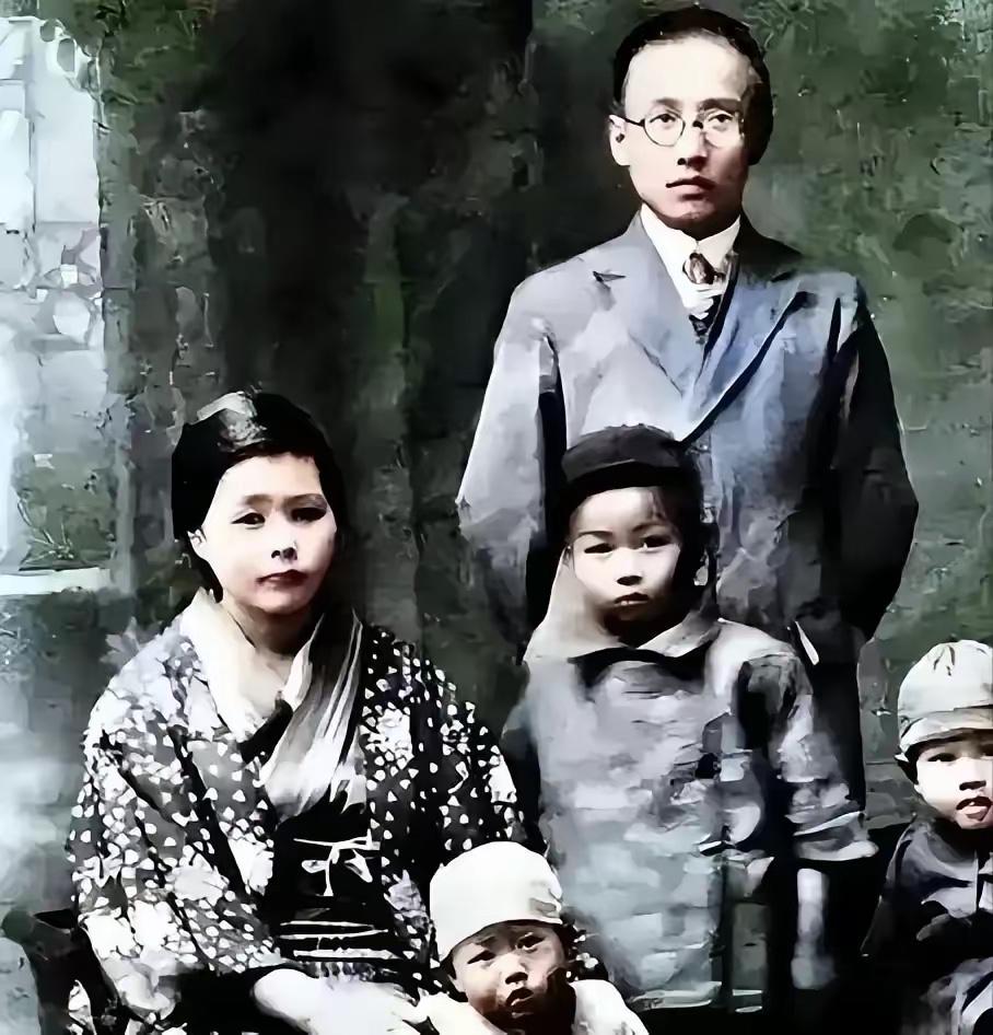 1978年郭沫若在北京去世，但有一点最让人想不通，他在日本留下的五个孩子，竟然在