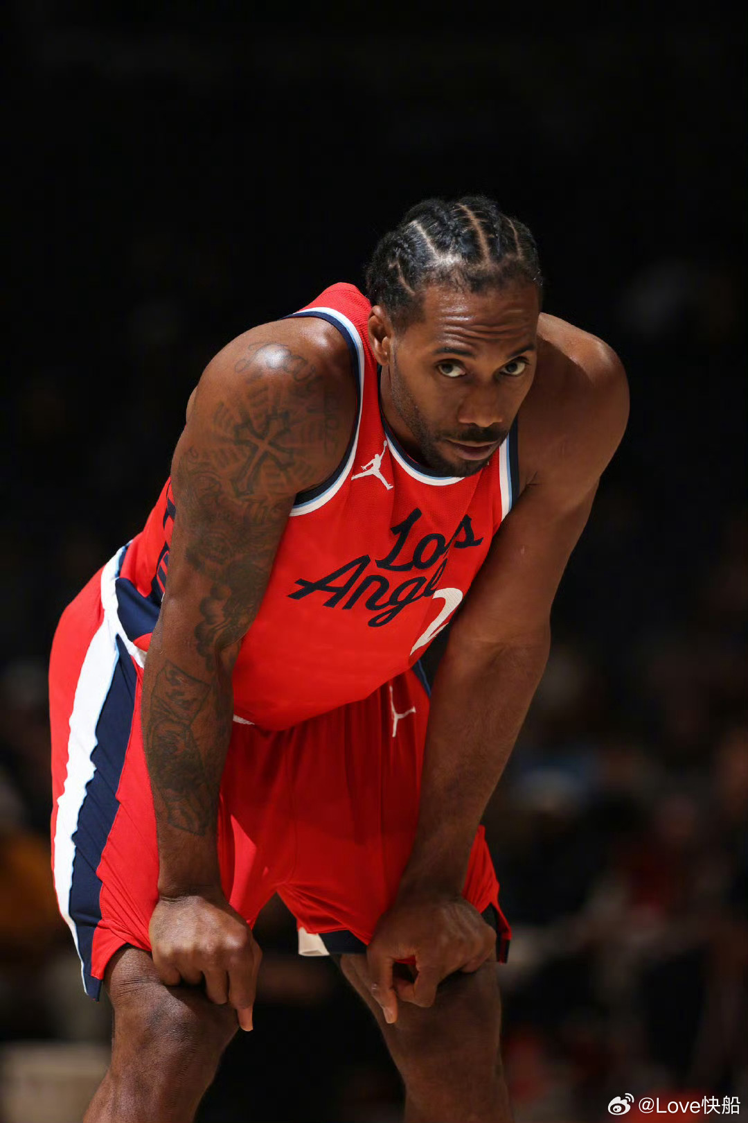 稳定发挥！科怀-伦纳德出战27分钟，15投8中，其中三分球3投0中，罚球14投1