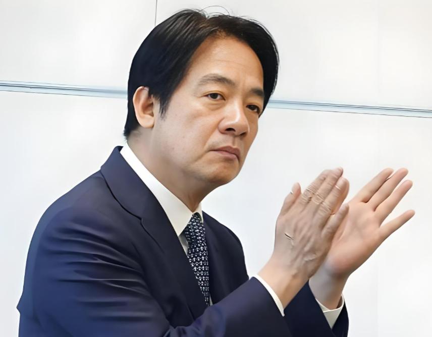 台当局发布严正声明，

4月23日，针对高德地图“红绿灯倒数”功能火遍了全岛，台