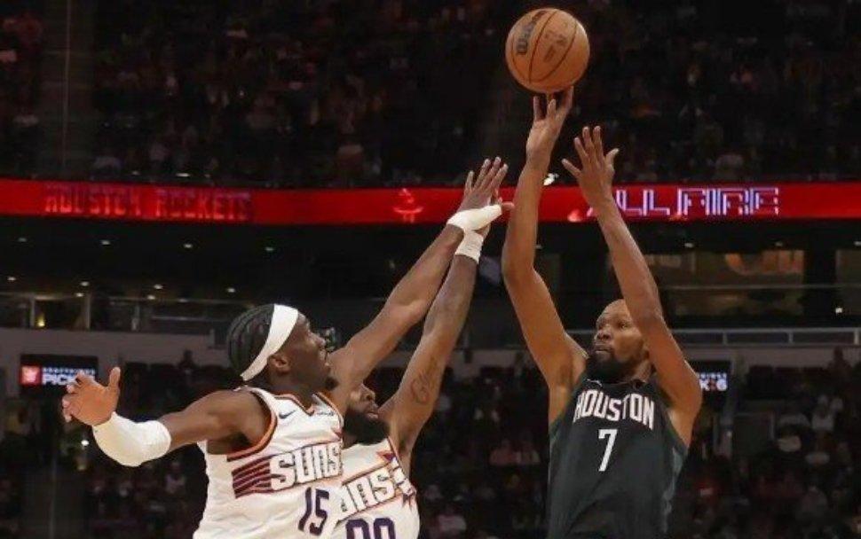 恭喜杜兰特绝杀太阳，确实难得，要知道他整个职业生涯都鲜有绝杀，从阿杜赛后满意的笑