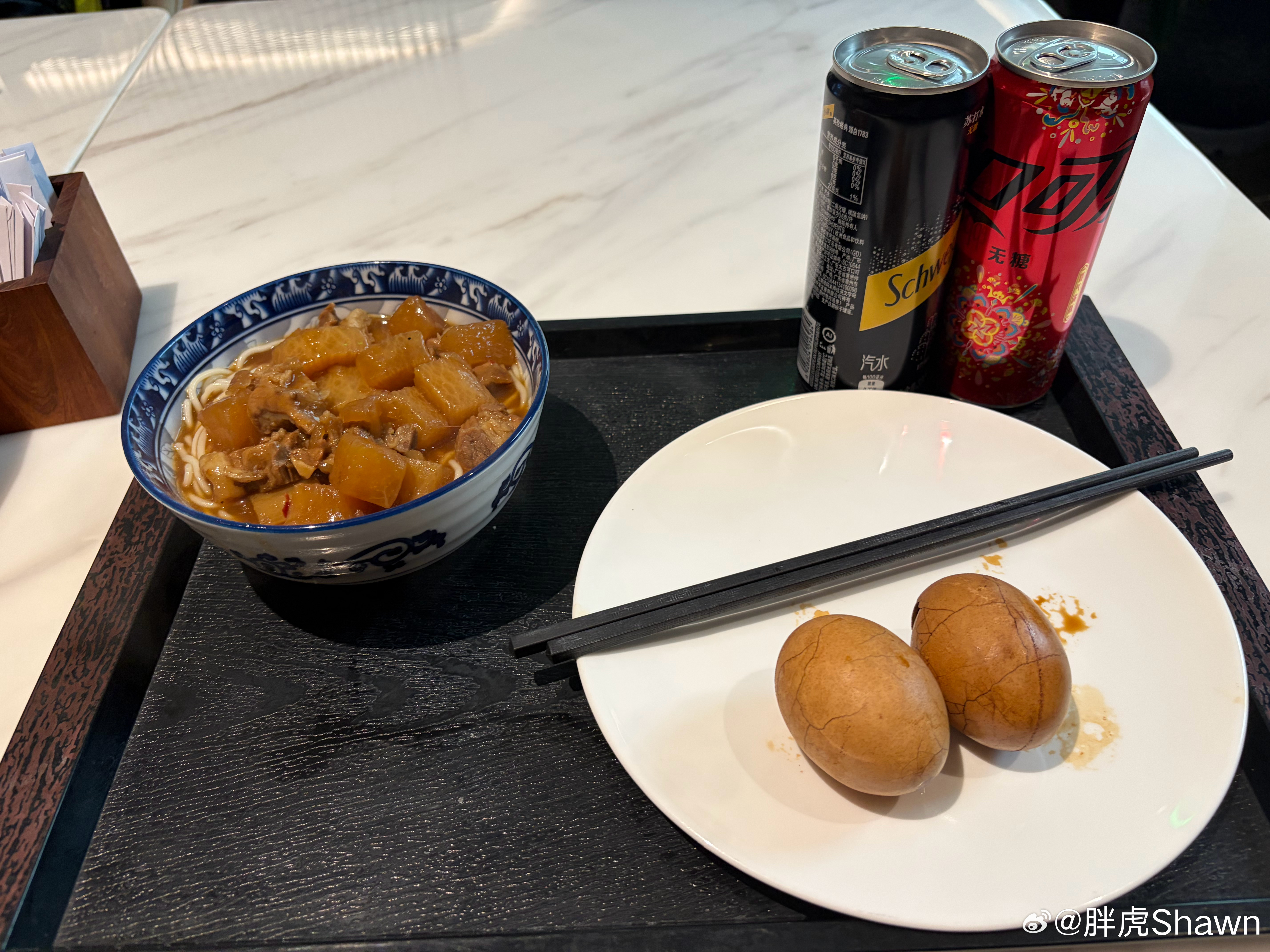 吃来吃去，还是广深机场东航休息室的牛肉面最好吃