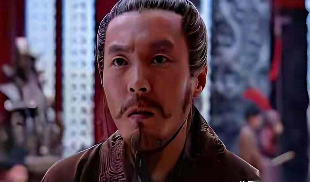 “他投降了？”
汉武帝的指尖在龙椅扶手上猛地一顿，不是因为前方战败的消息，而是因