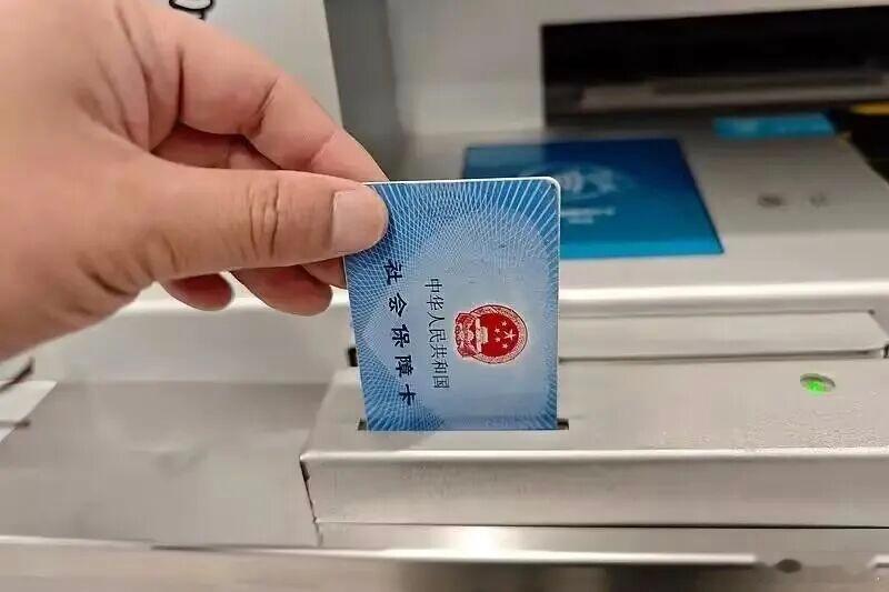 一次挂号管三天从明年1月1日起，广东省全面推行“一次挂号管三天”就医政策。个人感