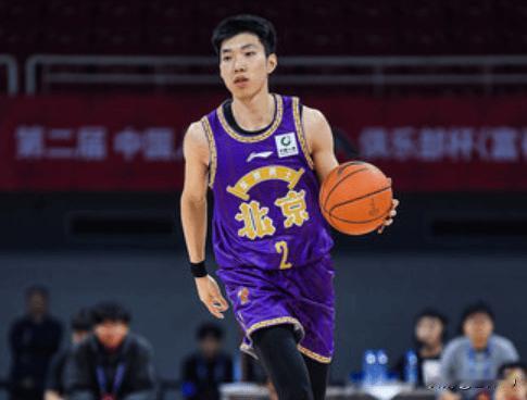 CBA半场战报：廖三宁出战15分钟5中0吞蛋，揽2板3助仍难救主，北控大比分落后