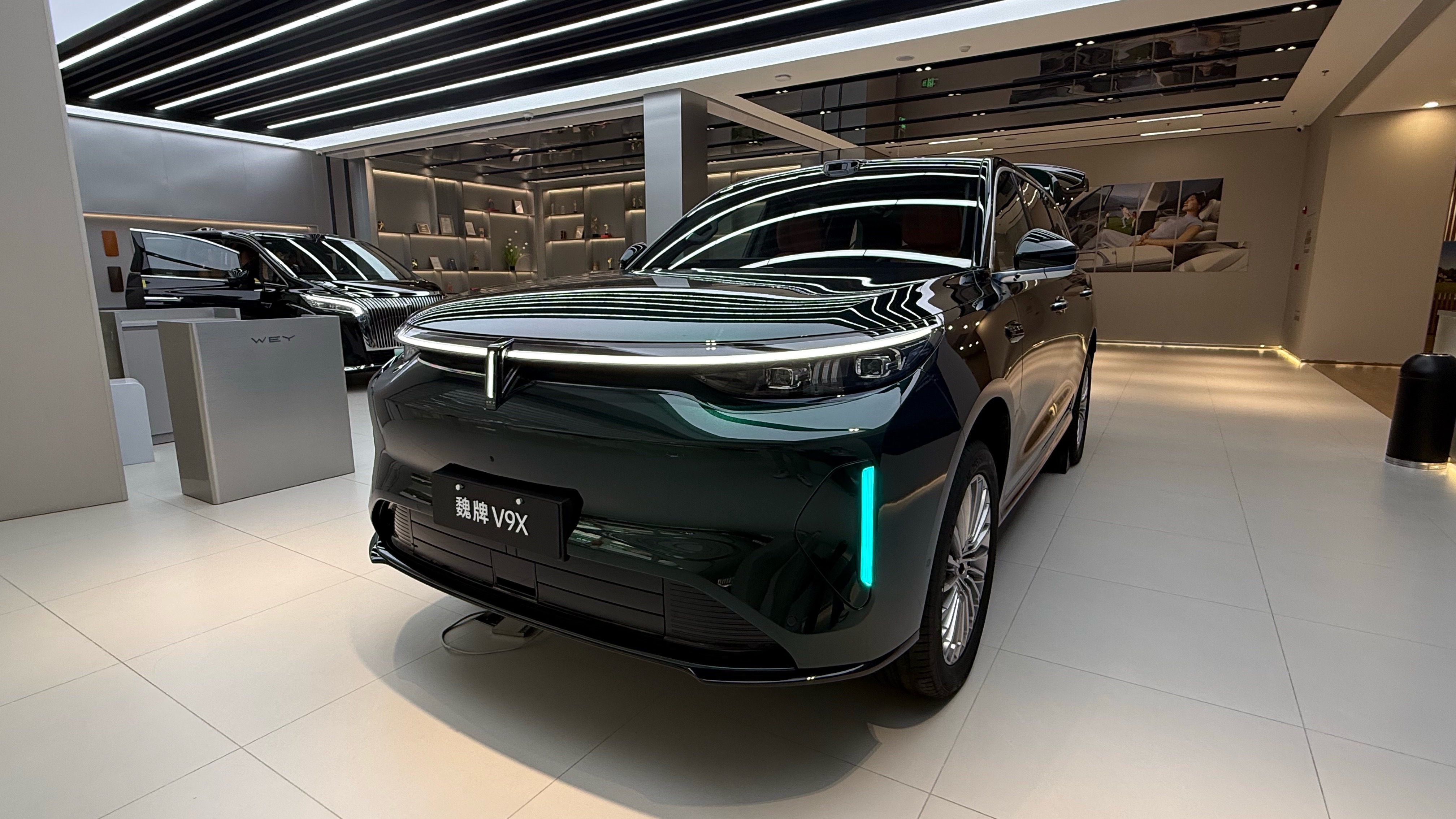 没利用上职务之便，这么晚才有了魏牌V9X试驾体验，我也很难过。但不得不说，这是一