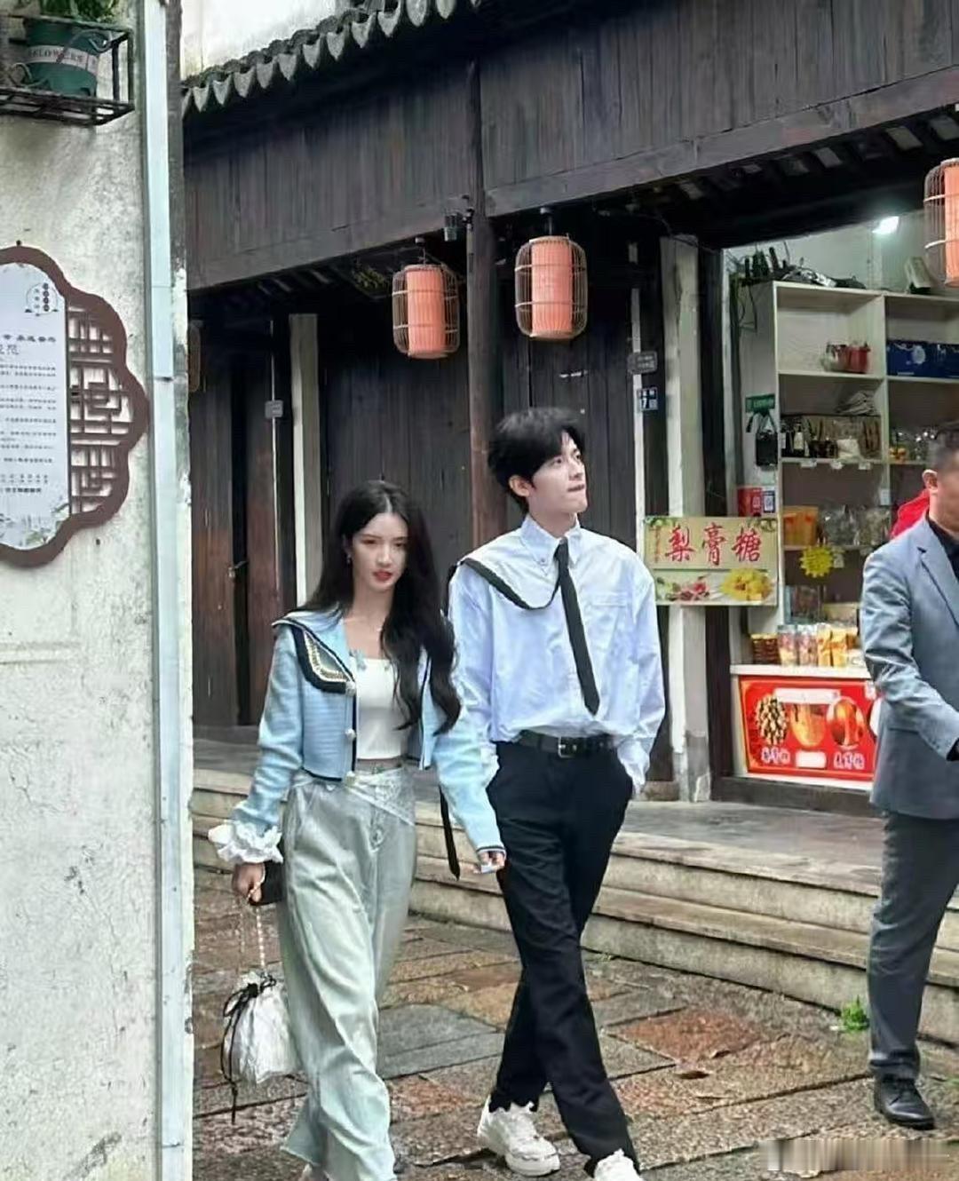 《难哄》拍早啦，这才是我理想中温以凡和桑延的样子，太贴合我心中所想了。 