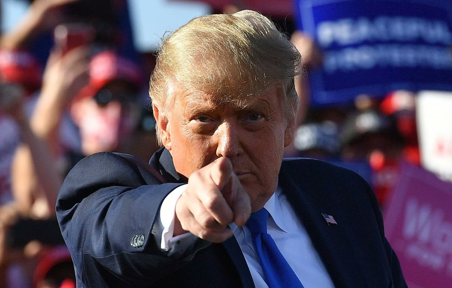 🐖特朗普对大西洋月刊表示：你知道，“重建”(占领)委内瑞拉，以及政权更迭(颠覆