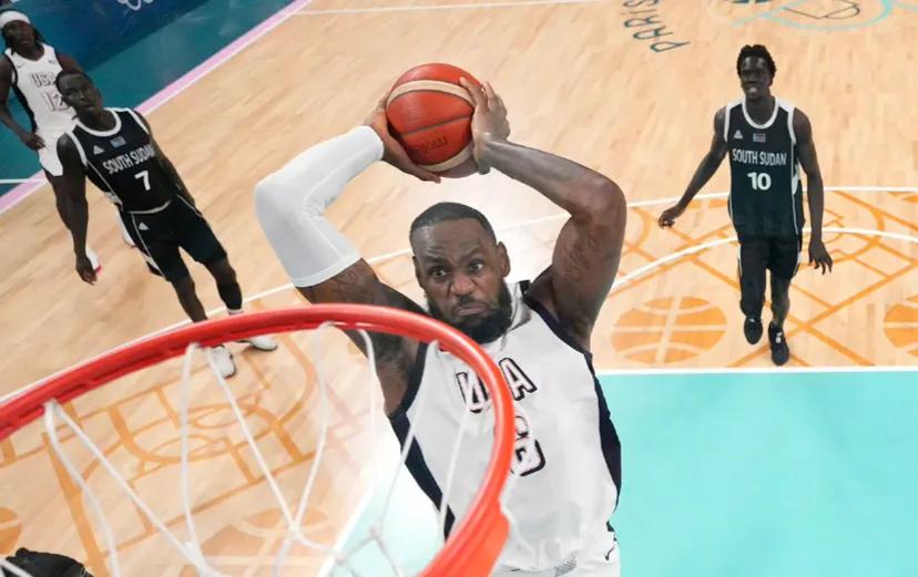 🏀 7月31日，巴黎奥运会男子、女子篮球分别进行了两场比赛。
吴国男篮两连胜；
