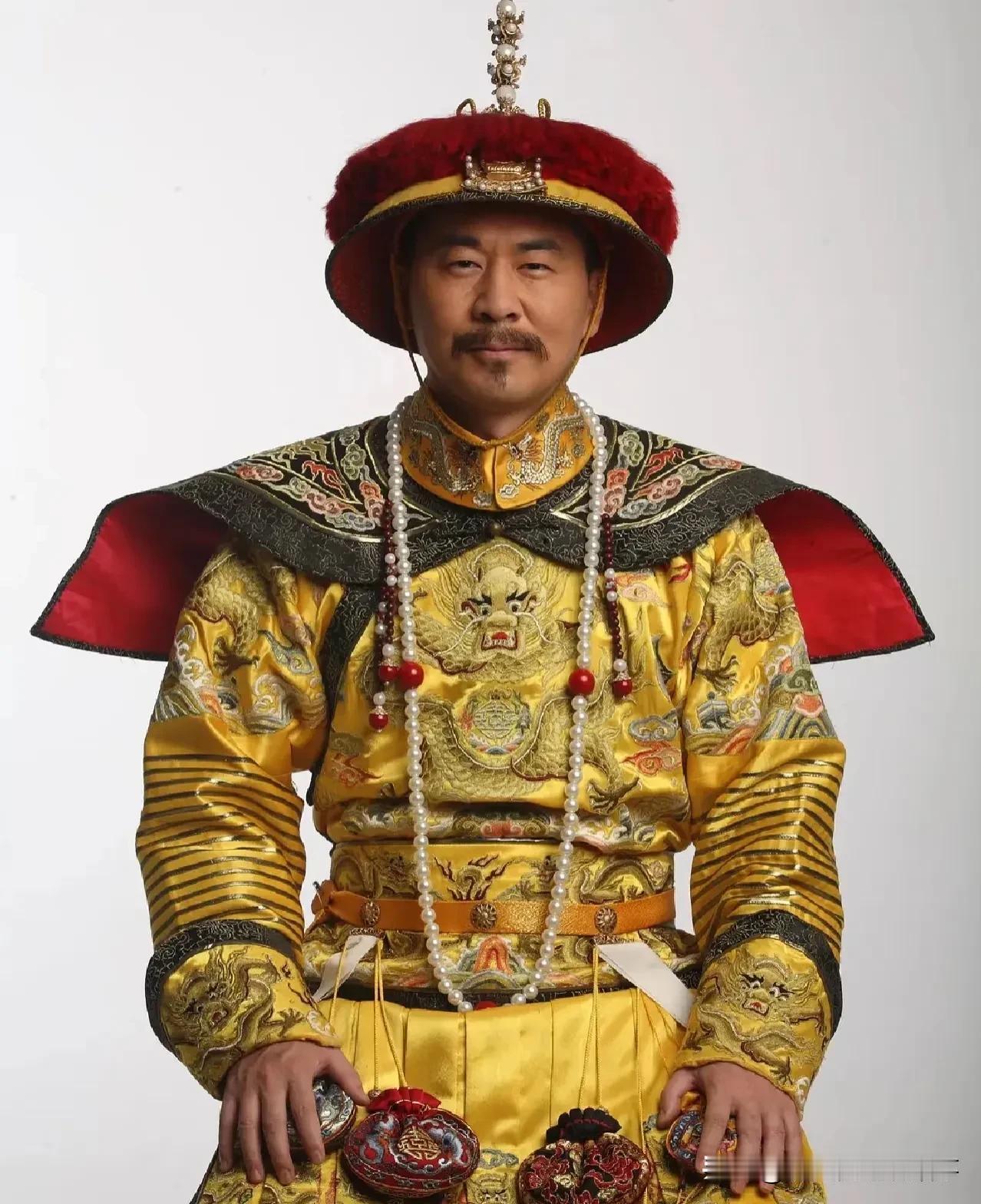 网友提问甄嬛传 四大爷明明爱有才情的，华妃安陵容为啥不卷学习？
 
这问题问的，