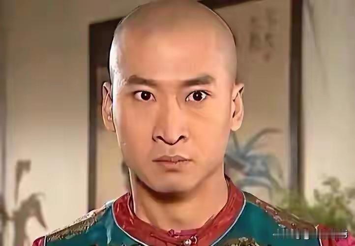 周杰说，不贪有钱人的便宜，不赚苦难人的钱。大多数的这个商业啊，都会算计底层人的钱