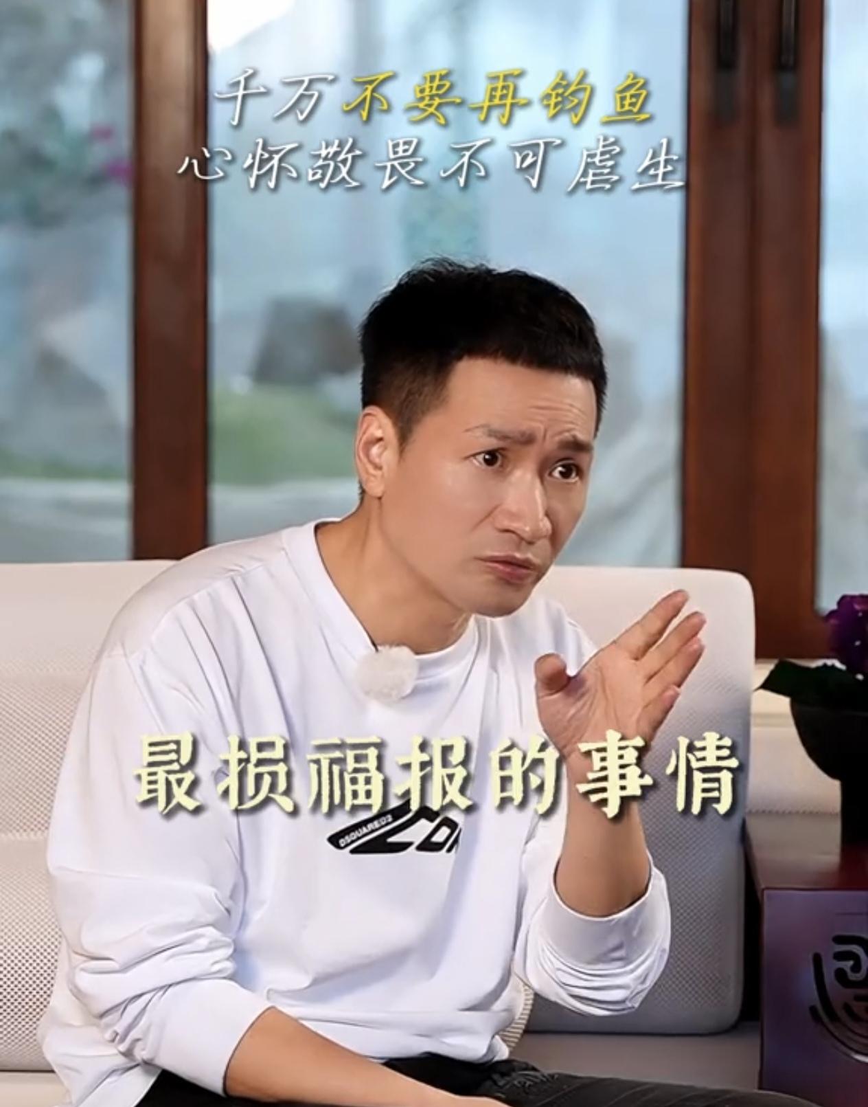 何晟铭分享人生感悟，却让许多明星躺着也中枪，引发热议
前段时间，何晟铭一段隔空示